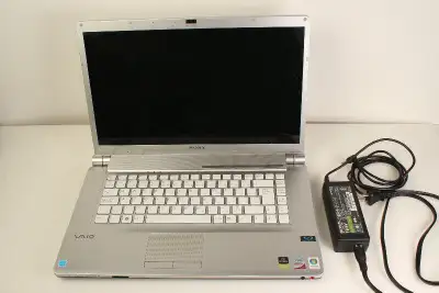 Fully fundtional. Beautiful matt screen for less eye strain. Big 16.1" screen tested buttons on note...