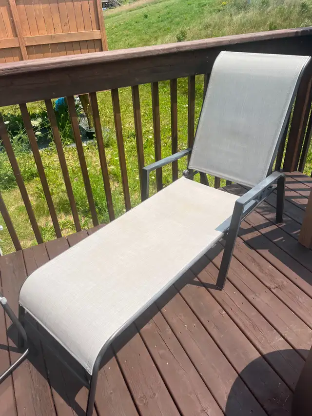 Patio Set - Chaise and Two Chairs (Matching) in Patio & Garden Furniture in City of Halifax - Image 2