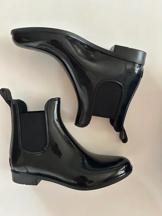 Ladies Waterproof Rain Boots Size8 P/U Markham in Women's - Shoes in Markham / York Region - Image 8
