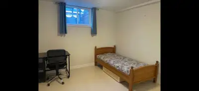 BRIGHT ROOM FOR RENT NEAR ALGONQUIN COLLEDGE. QUIET AREA PRIVATE ENTRANCE. PREFER STUDENT OR WORKING...