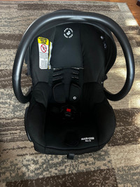 Maxi Cosi infant seat 
