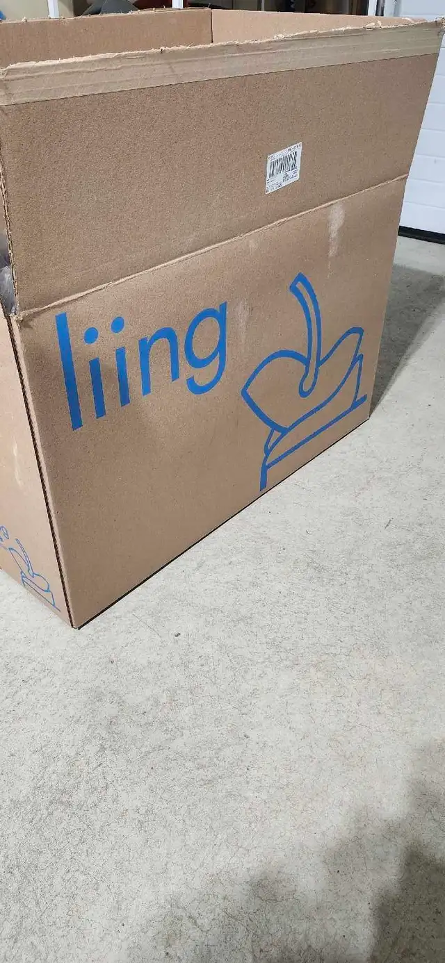 Clek Liing Infant Car Seat in Strollers, Carriers & Car Seats in Edmonton - Image 4
