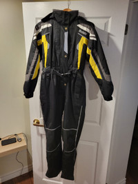 Muskoka Youth snow suit - size 9/10