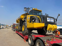 Rock truck for rent 310e HM400