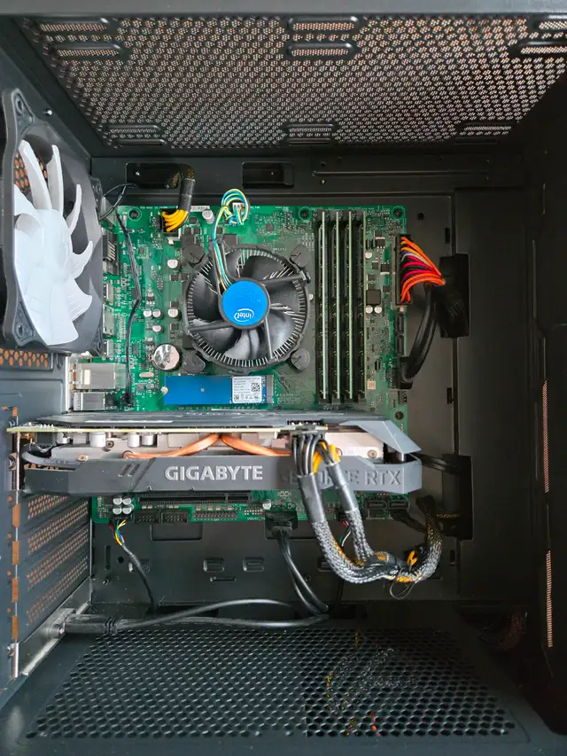 Gaming-PC | Intel I7  | 32Gb RAM | RTX2060 | 500Gb SSD + 2Tb HDD in Desktop Computers in Laval / North Shore - Image 10