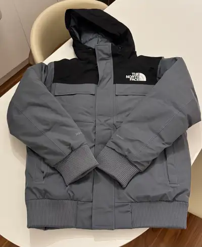 The North Face Men’s Down Bomber Jacket. S in Black/Grey. Worn few times only. Located in Downtown T...