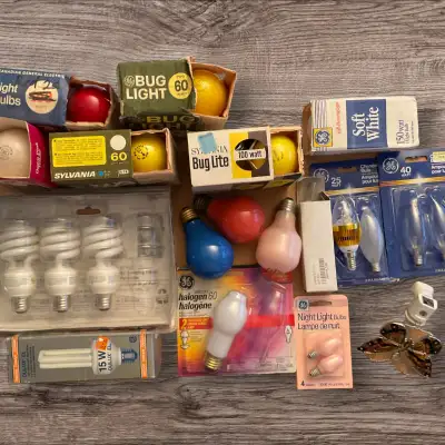 Various light bulb bundle / lot ampoules variées, View more