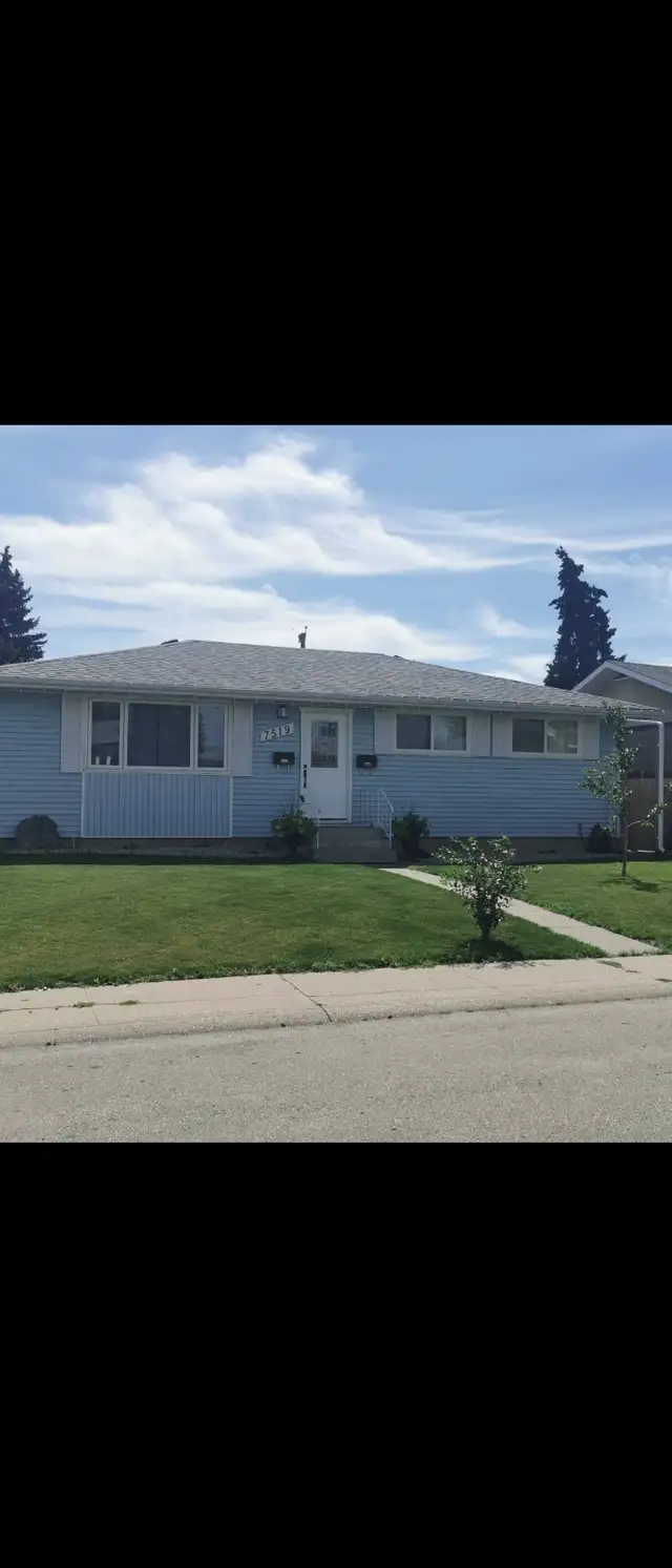 3bed 1bathMAIN floor,utilities,garage,snow & lawn maint. Incl.