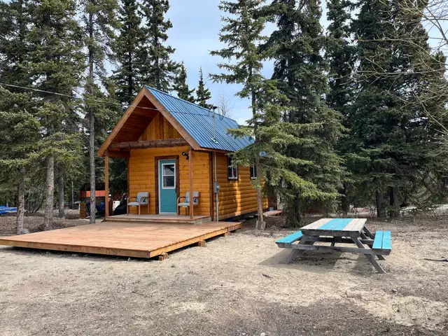Cabin life in Tagish in Houses for Sale in Whitehorse - Image 5