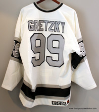 Wayne Gretzky autographed jersey & boxLA Kings