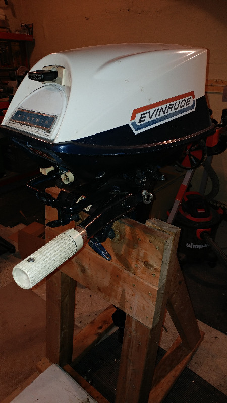 1970 Evinrude Fastwin 18 Long Shaft Outboard Motor in Boat Parts, Trailers & Accessories in Bridgewater - Image 2
