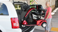 BRUNO VSL-6000 MOBILITY SCOOTER WHEELCHAIR LIFT