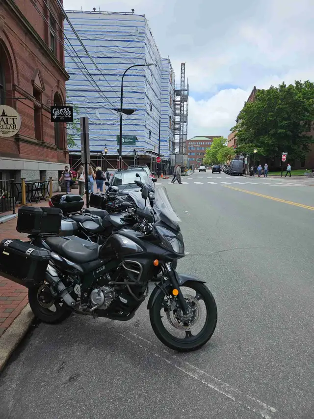 2013 Suzuki V-Strom DL-650 - Great Adventure Touring Bike! in Sport Touring in City of Toronto - Image 3