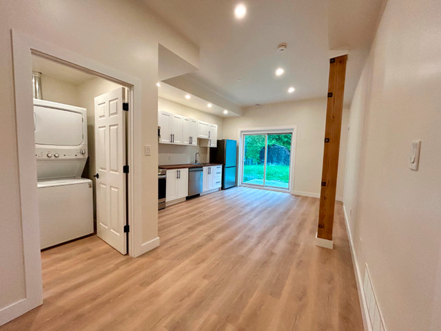2 Beds 1 Bath Apartment in Long Term Rentals in Muskoka - Image 3