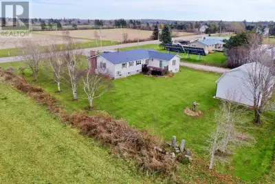 Looking for space, storage, and a setup you won’t find in a typical rental? 1165 Brackley Point Road...