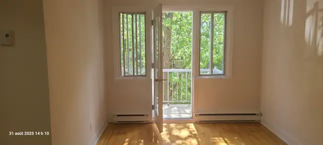 Ahuntsic beau 5 1/2 haut Duplex rénové promenades Fleury