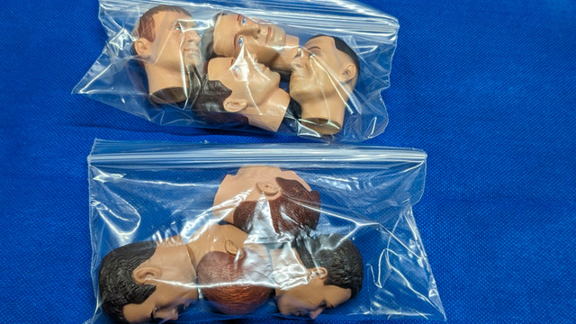 1/6 scale 8 head skull action figures in Arts & Collectibles in Timmins - Image 4