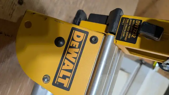 DeWalt DW7232 Miter Saw Stand in Power Tools in Calgary - Image 2
