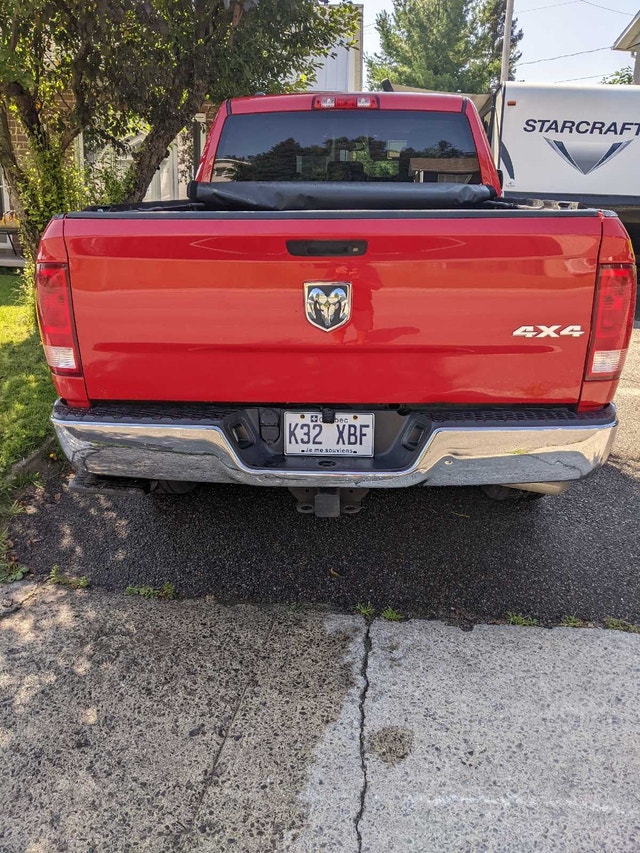 Dodge Ram 2016 en parfaite condition — photo 4