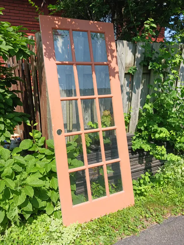 Door/Porte in Windows, Doors & Trim in West Island - Image 2