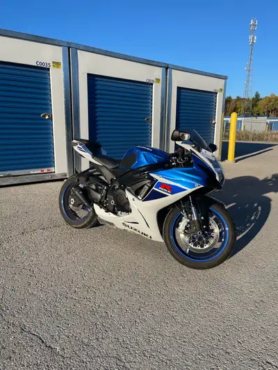 Looking to sell my 2024 Suzuki GSX-R600 in the iconic blue & white colour combo. Bike has 10,200 km,...