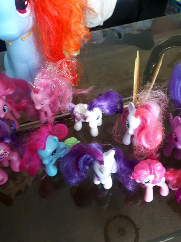 Huge lot of 19  my little pony figures different sizes  in Toys & Games in Oakville / Halton Region - Image 8