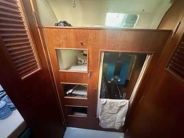 Beautiful 30’ C&C Sailboat  in Sailboats in Victoria - Image 4