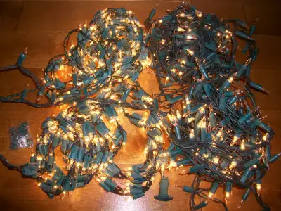 Lumières de Noël blanches guirlandes lumineuses 4 sets de 200, View more