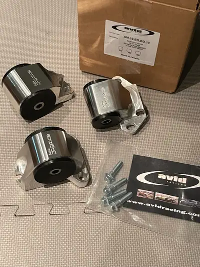 Avid Racing Billet Aluminum mounts Avid Racing Billet Aluminum mounts with Polyurethane bushings. Fi...