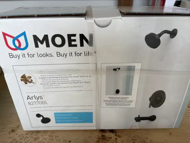 Moen shower head Arlys 82770BL in Bathwares in Oakville / Halton Region - Image 2