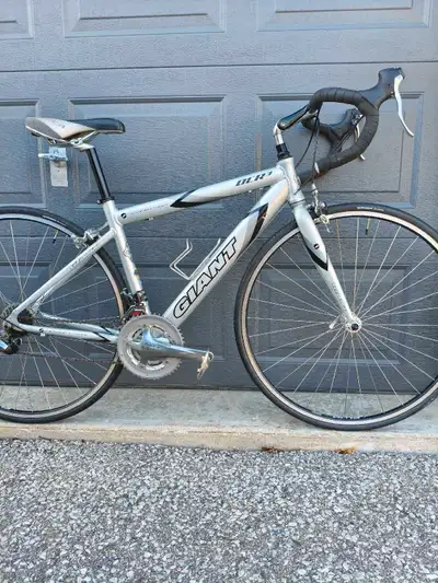 Giant OCR 3 road bike , View more