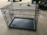 Foldable wire crate 