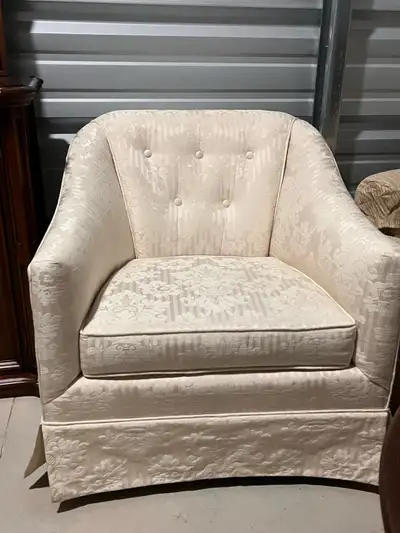 Older chairs but good condition All 3 chairs