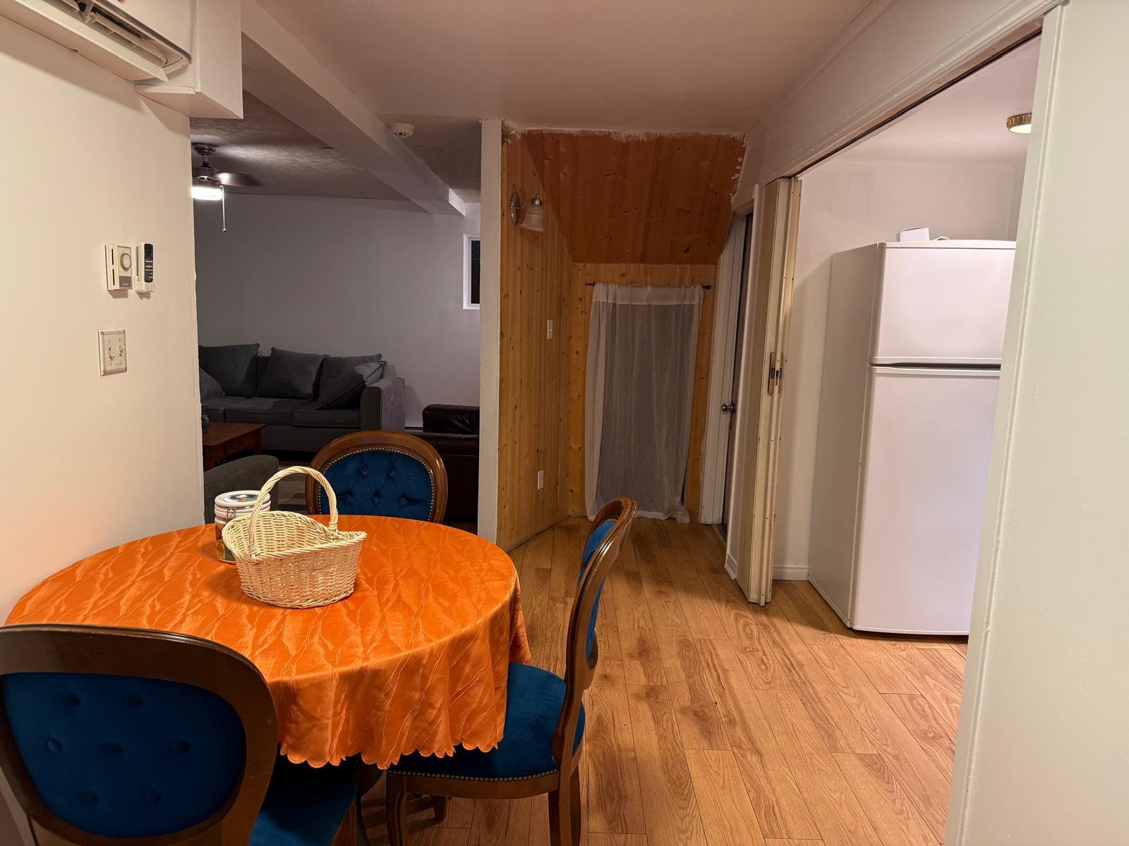 CHAMBRES MEUBLÉES TOUT INCLUS À LOUER – VILLE SAINT-LAURENT — photo 3
