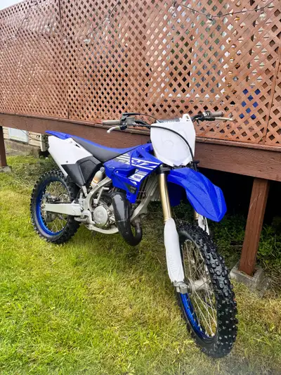 Get ready to tear up the track with this awesome 2019 Yamaha YZ125! This bike is in great condition...