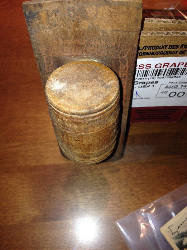 VINTAGE EARLY GALT ONTARIO WOOD MATCH HOLDER HAMMILL & MOORE in Arts & Collectibles in Mississauga / Peel Region - Image 4