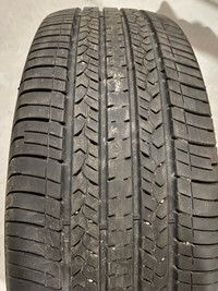 225/65R17: one Goodyear Tires (All seasons)