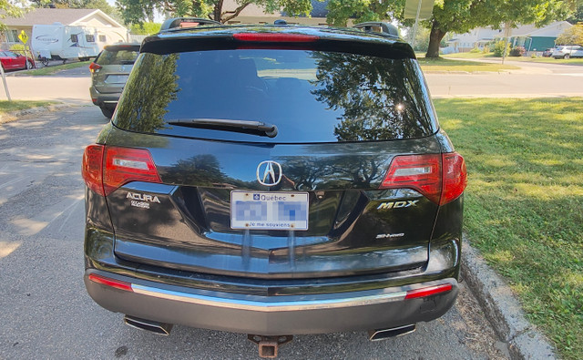Acura MDX elite 2011, 7 places (à réparer) dans Autos et camions  à Ville de Québec - Image 3