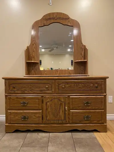 Beautiful Solid Dresser with Mirror (CAN DELIVER), View more