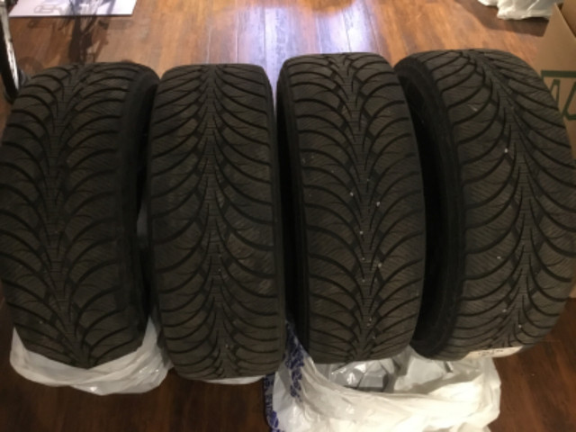 4 pneus d’hiver Goodyear 235/55r18 ultragrip ice avec rims dans Pneus et jantes  à Longueuil/Rive Sud - Image 2