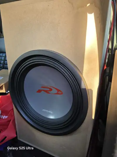 alpine 15 inch sub, View more