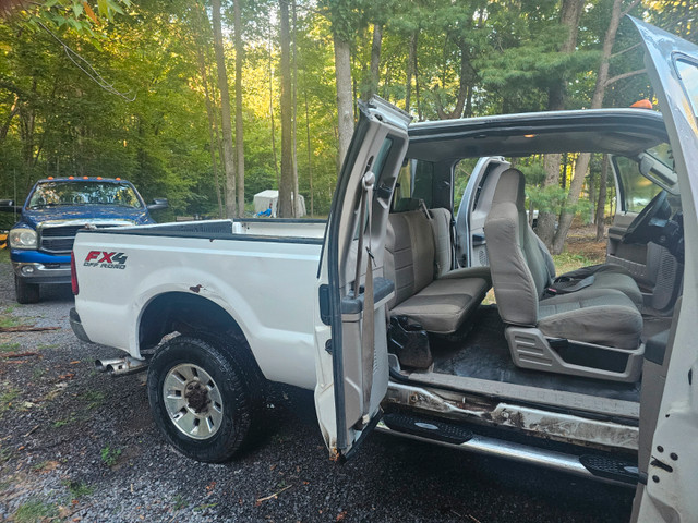 2008 Ford F350 (220K kms) $3800 O.B.O - or trade for ATV/UTV in Cars & Trucks in Ottawa - Image 4