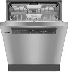 Miele G 7316 SCU AutoDos Like new. Bought it 3700$ a year ago tax included. Pre-finished, full-size...