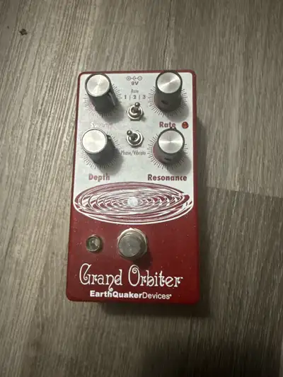 A 4 stage OTA phaser. Simple enough to set it and forget it while easily dialing in tones, but enoug...