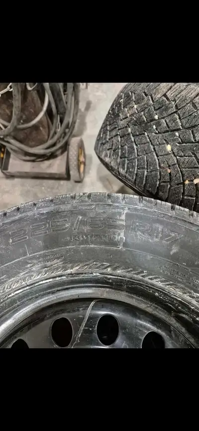 Almost new 4 new Hakapelitta winter tires, on steel rims. They were bought on December 5, 2025 and t...