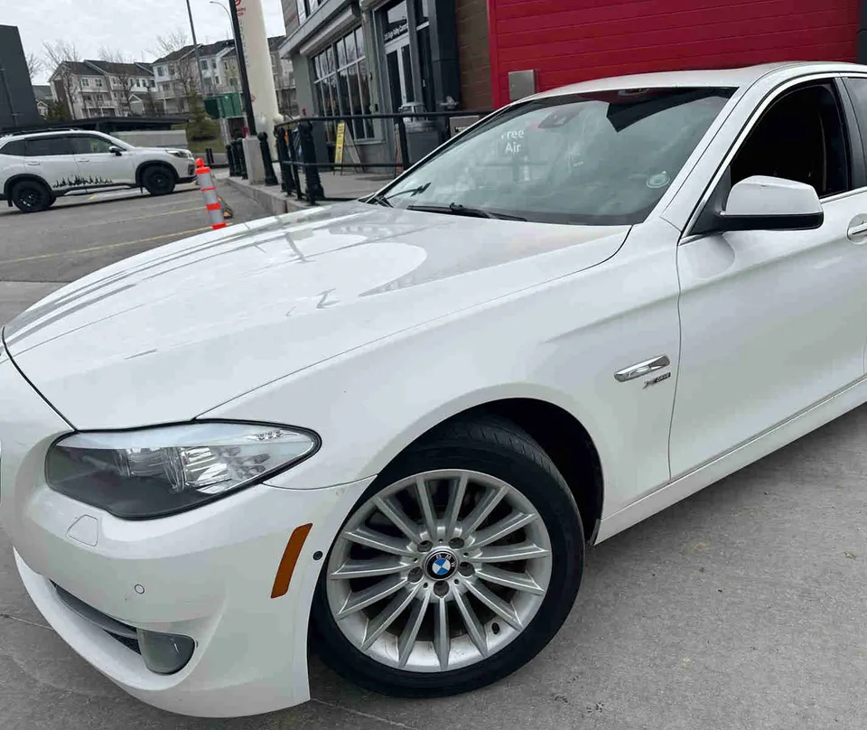 BMW 535 x drive or trade for bigger suv