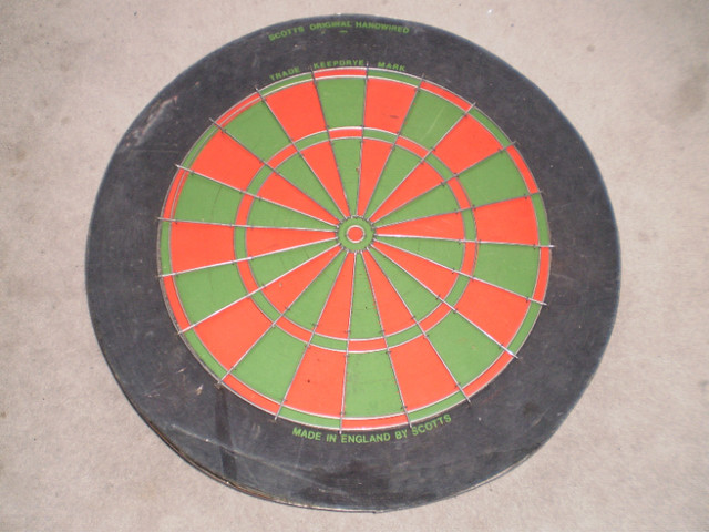 Bristle Dartboards and Darts in Other in City of Toronto - Image 3