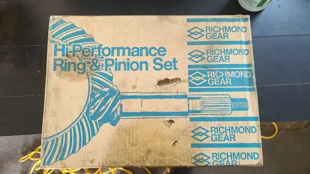 Ring and Pinion Gears in Transmission & Drivetrain in Calgary - Image 3