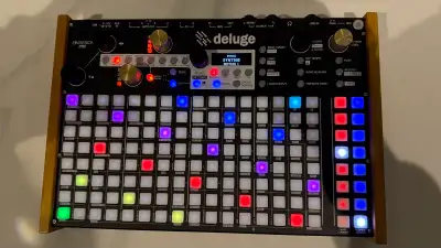 Synthstrom Audible Deluge OLED + Bag, View more