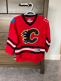 Calgary Flames Youth Jersey S/M